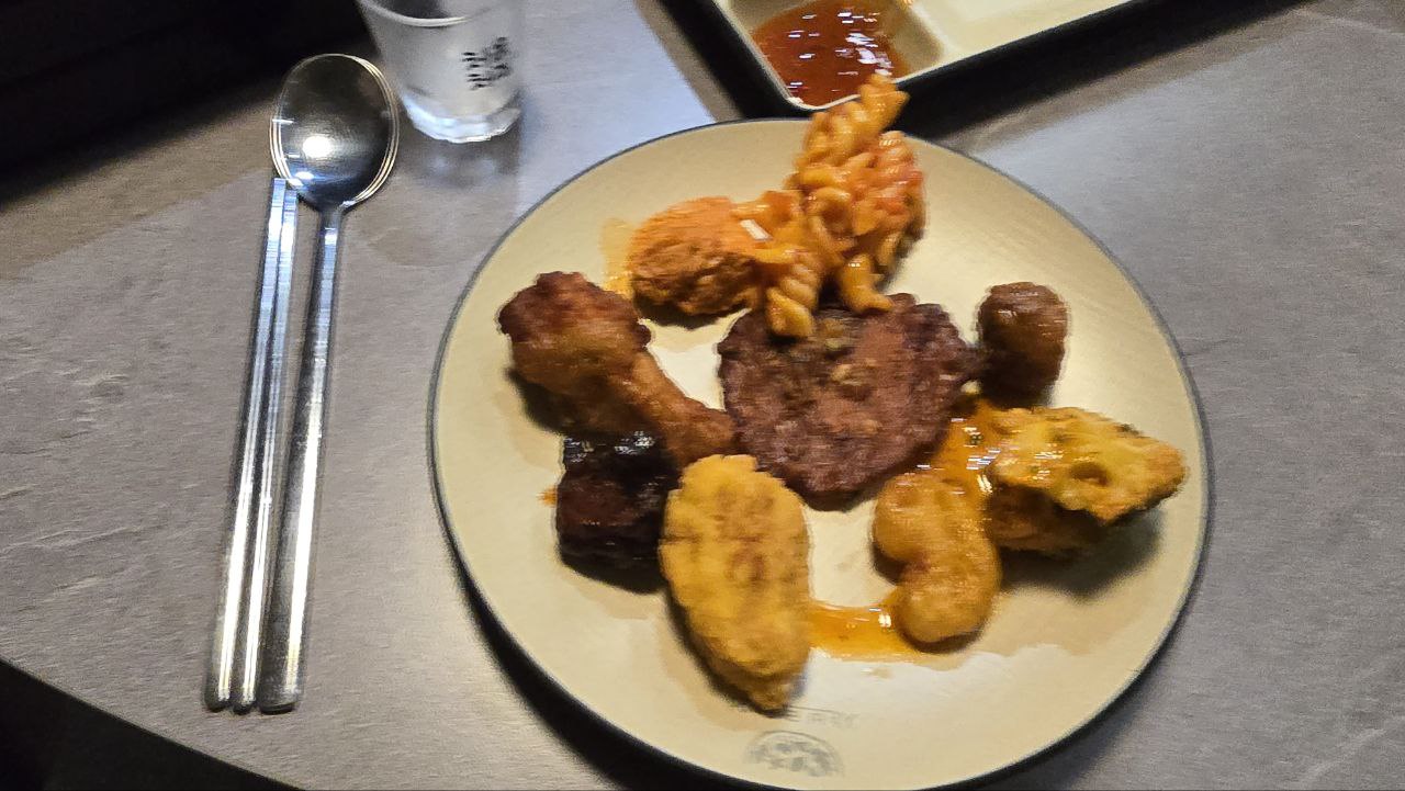 샤브르정원 뷔페 음식 치킨 스테이크 파스타