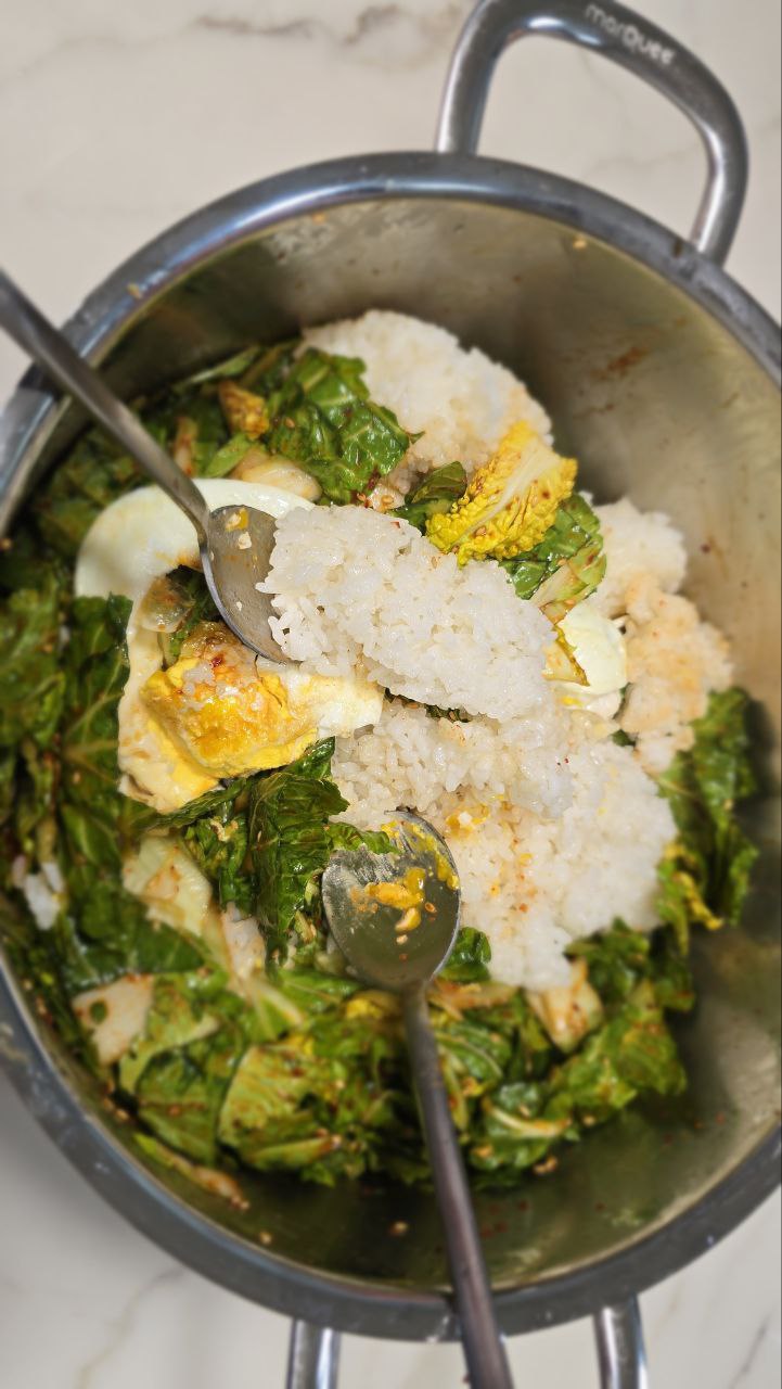 봄동비빔밥 비비기 전